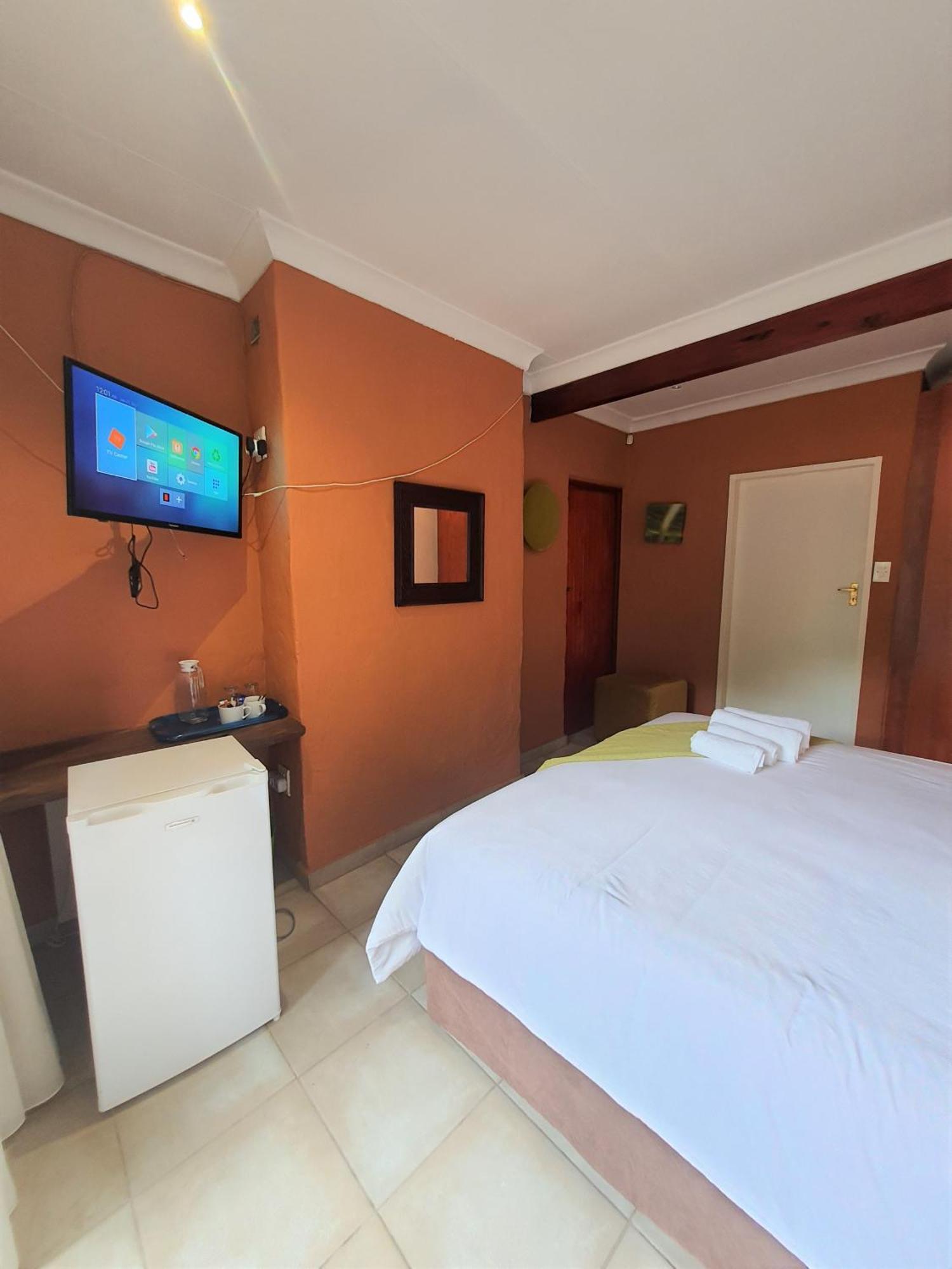 The Lionfish Guesthouse Pretoria Ngoại thất bức ảnh
